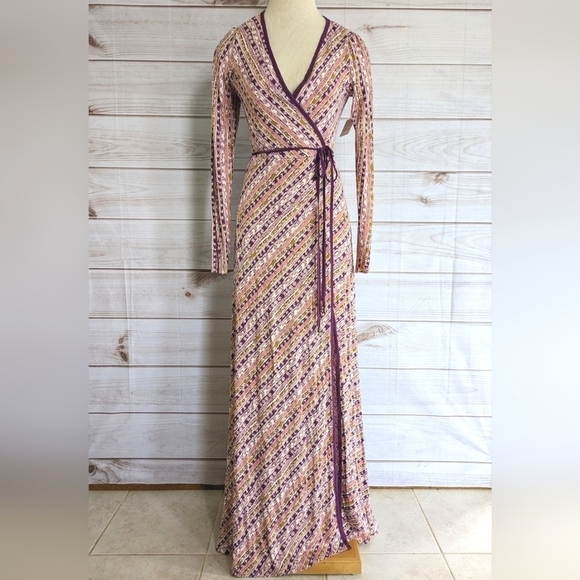Free People Phoebe Printed Jersey Maxi Wrap Dress in Peach Combo Size Small NWT - Picture 5 of 11